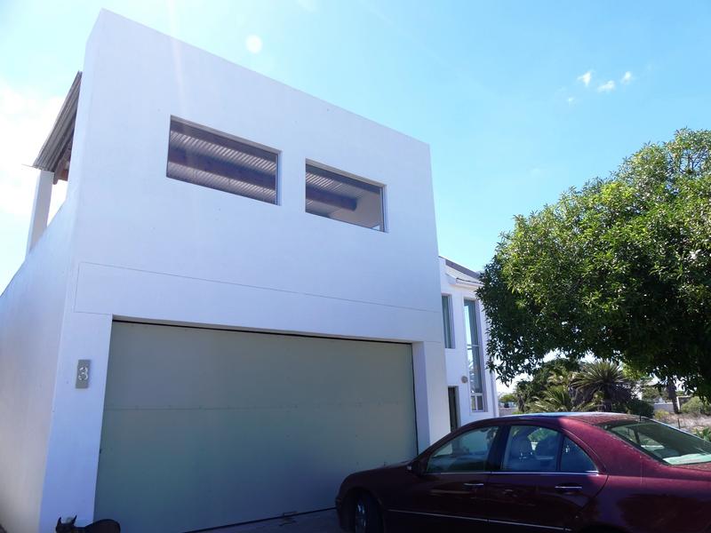 4 Bedroom Property for Sale in Golden Mile Western Cape